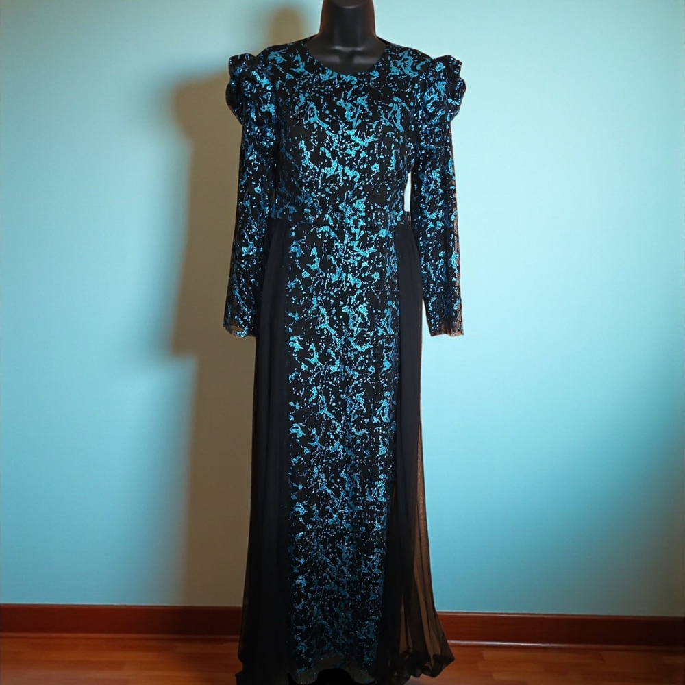 Chic Black and Blue Long Sleeve Dress